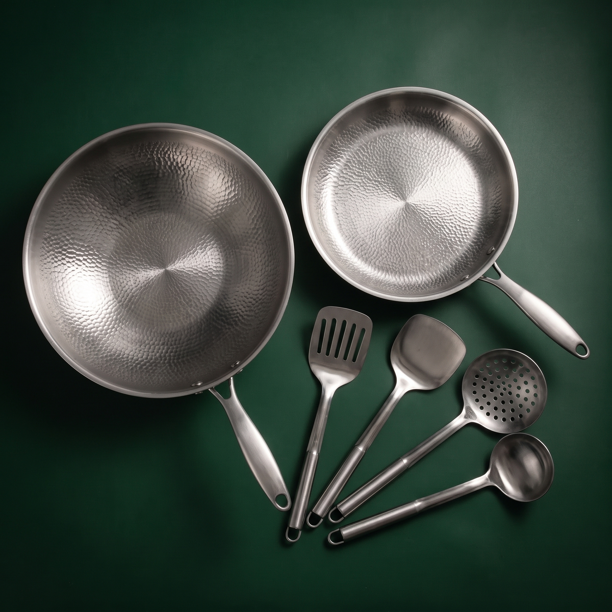Titan Wok & Pfannen-Set mit Küchenhelfern – 26 cm